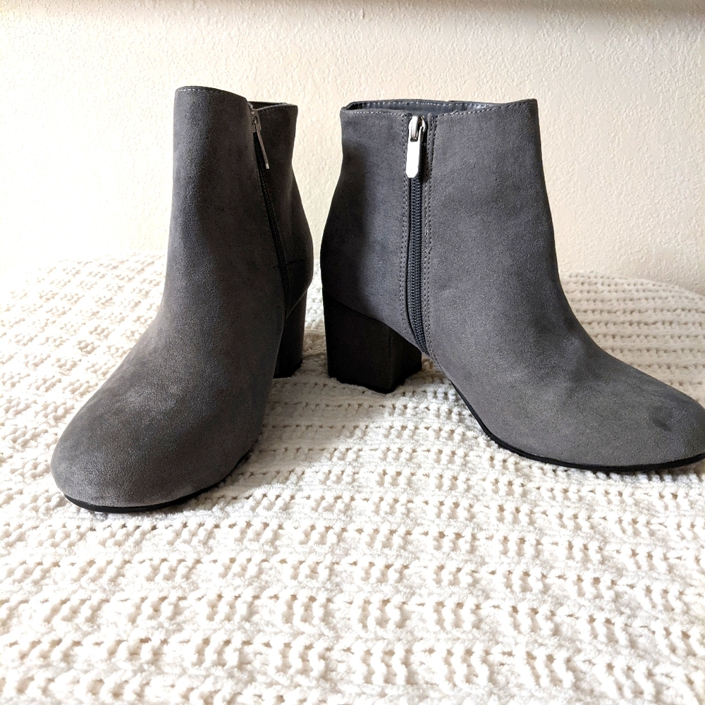NWT Circus by Sam Edelman Grey booties